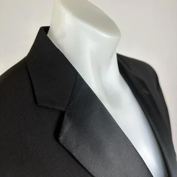 Oscar de la Renta Bespoke Dinner Jacket Size 42L